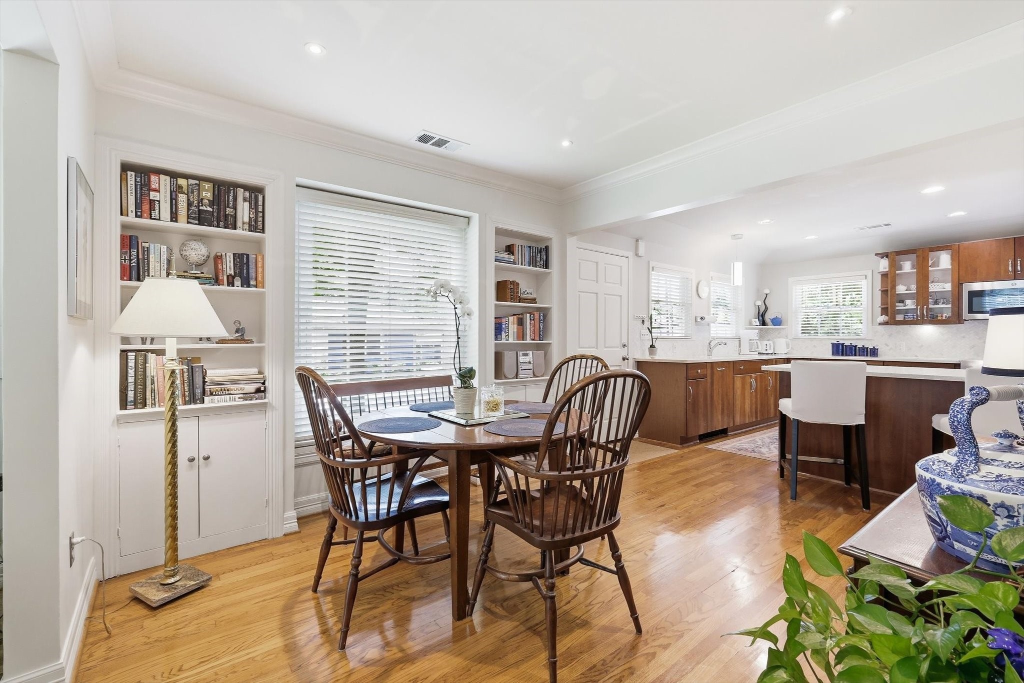 9003 Santa Clara Drive