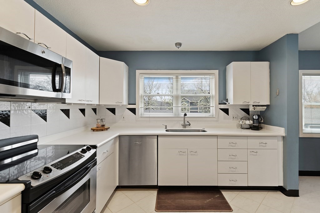 15 Oak Leaf Way Unit: 15