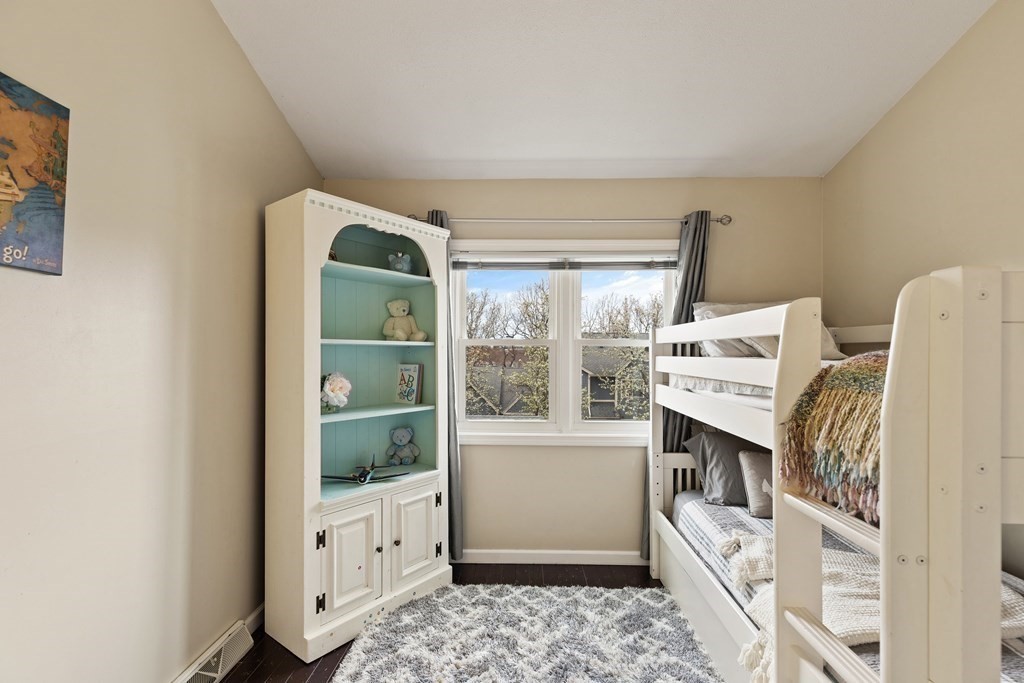 15 Oak Leaf Way Unit: 15