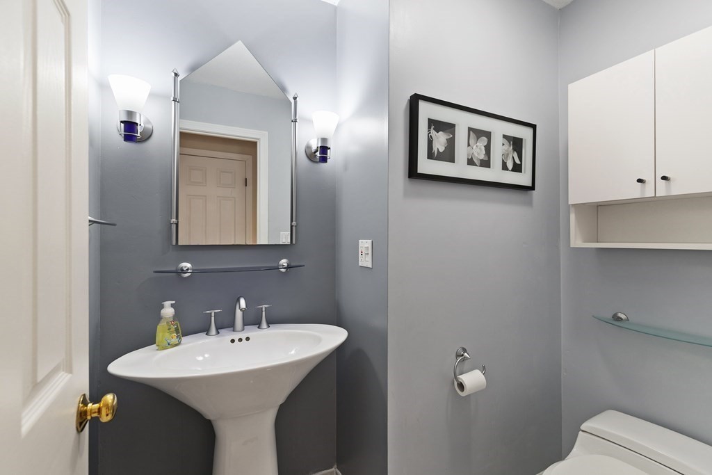 15 Oak Leaf Way Unit: 15