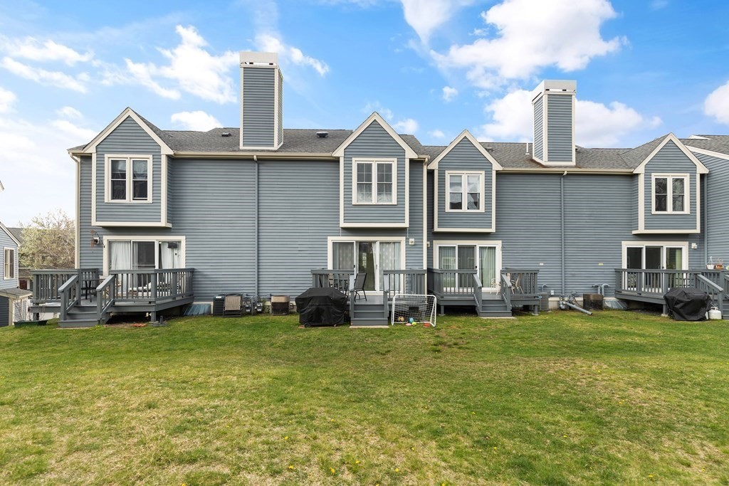 15 Oak Leaf Way Unit: 15