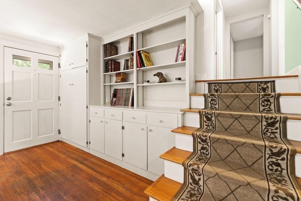 128 Linden St