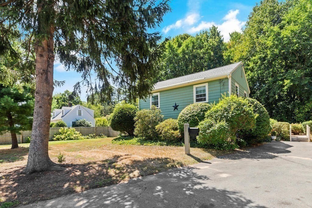 128 Linden St