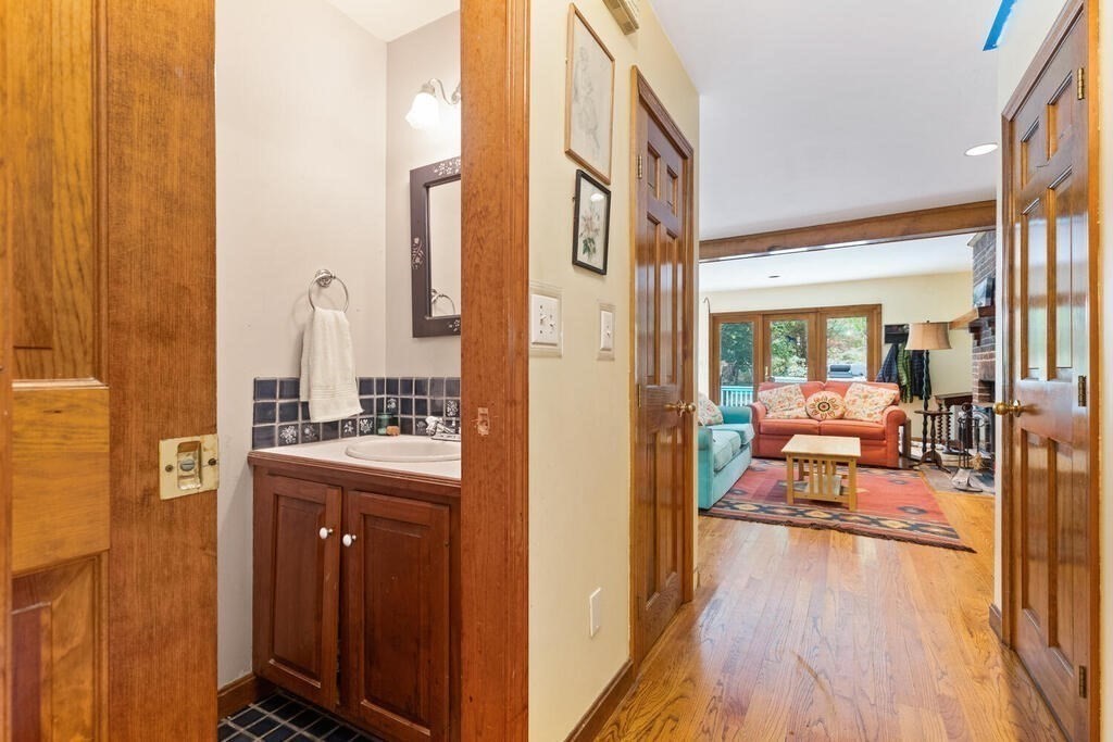 90 Southern Ave Unit: 90