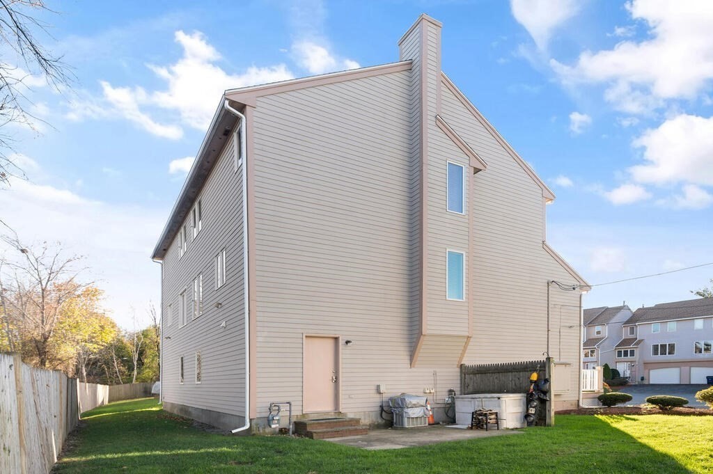 42 Porter Ave Unit: 42