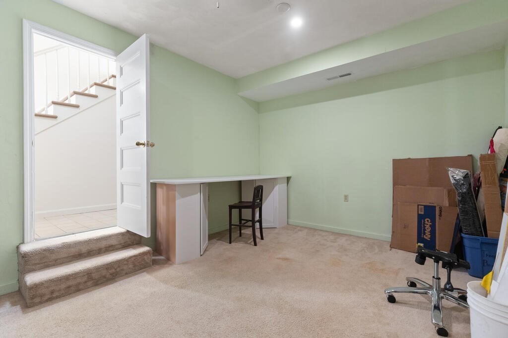 42 Porter Ave Unit: 42