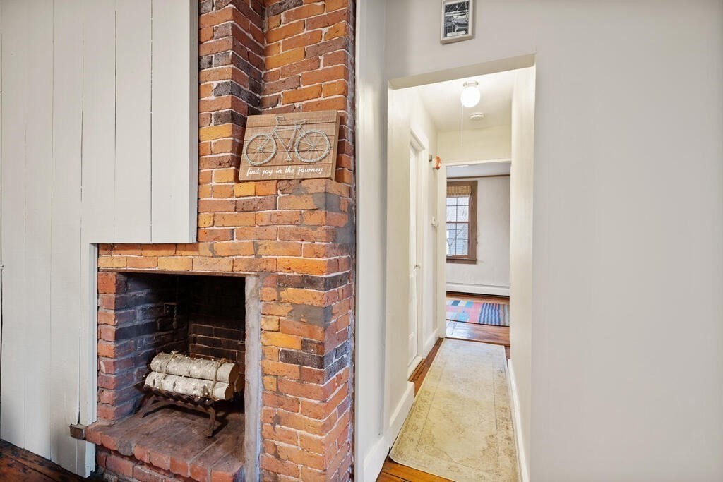 21 Pickman St Unit: 2