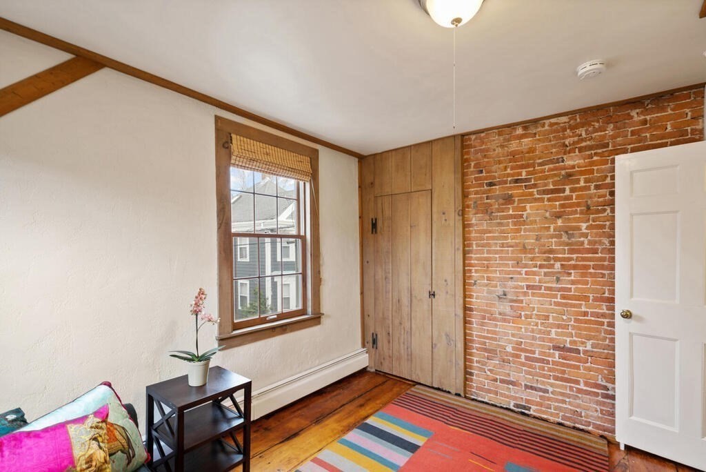 21 Pickman St Unit: 2