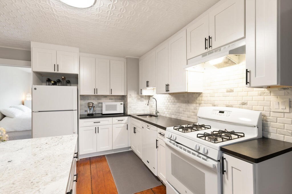 21 Pickman St Unit: 2