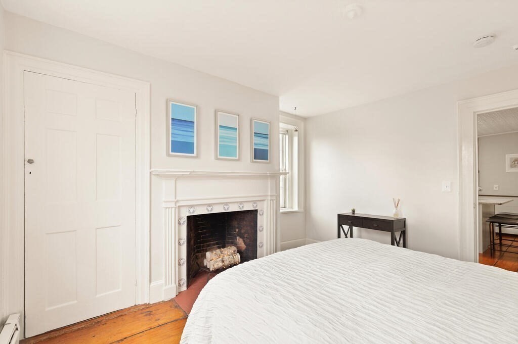 21 Pickman St Unit: 2