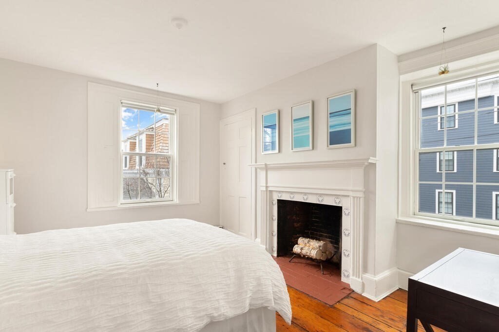 21 Pickman St Unit: 2