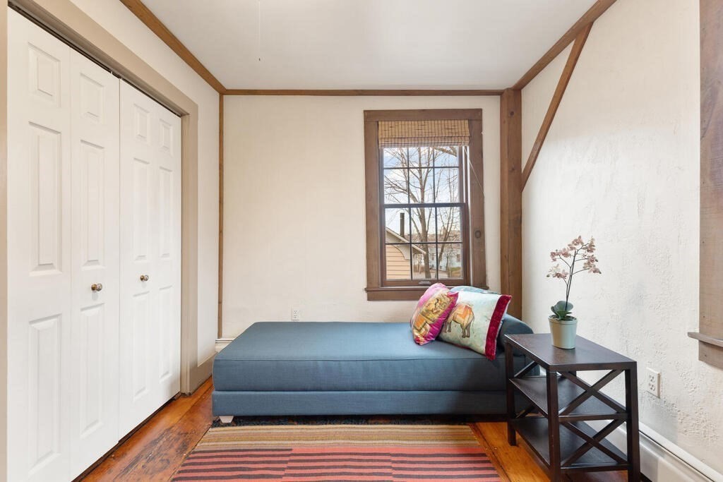 21 Pickman St Unit: 2