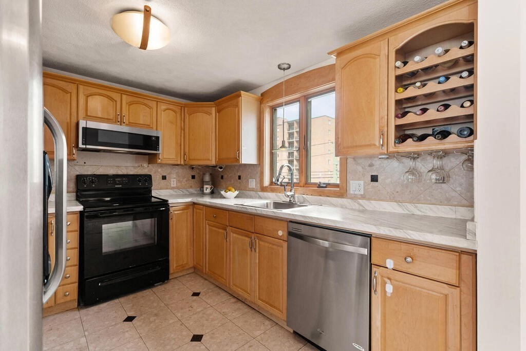 34 Porter Ave Unit: 34