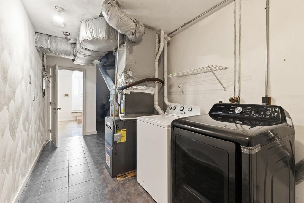 34 Porter Ave Unit: 34