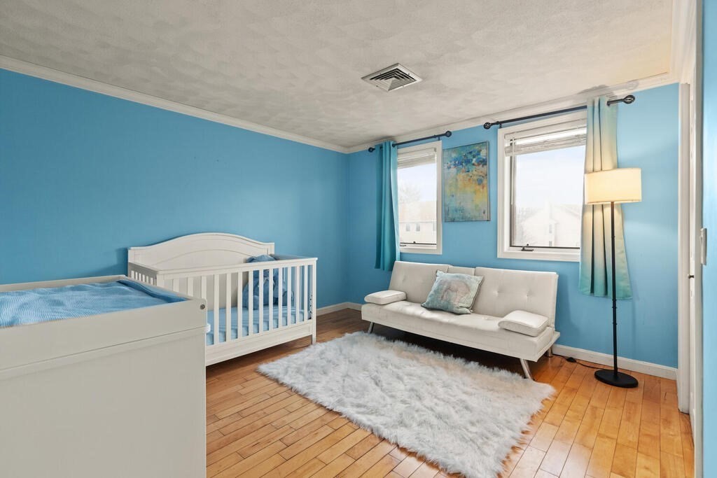34 Porter Ave Unit: 34
