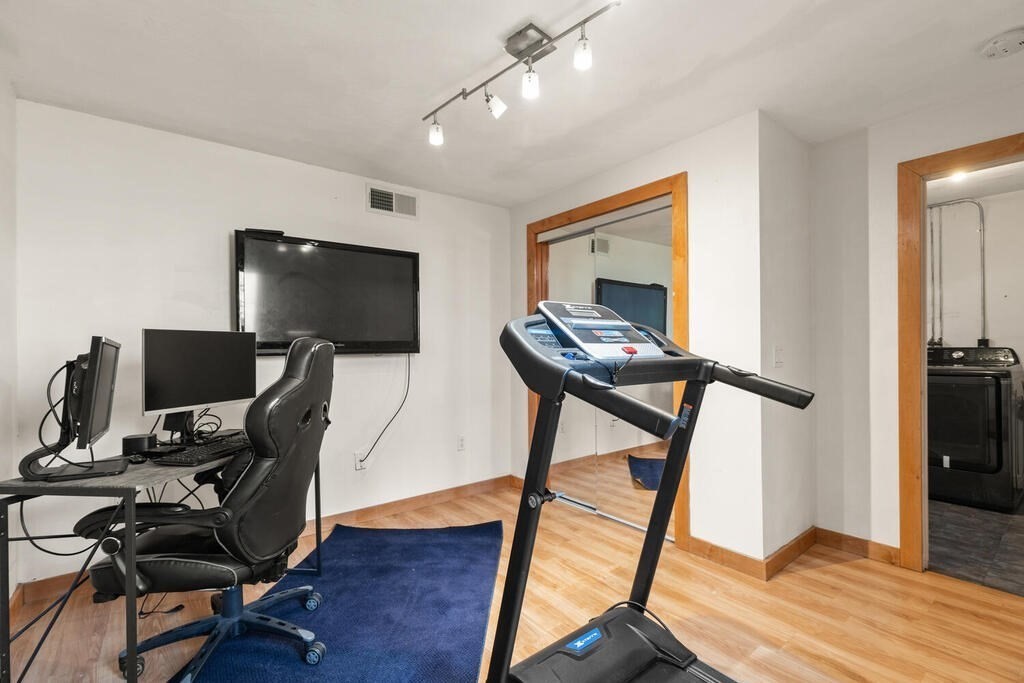 34 Porter Ave Unit: 34