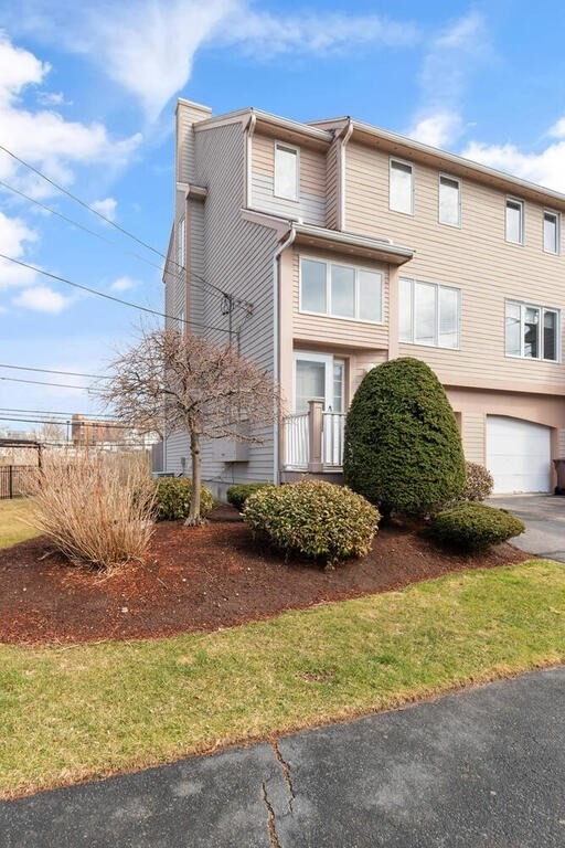 34 Porter Ave Unit: 34