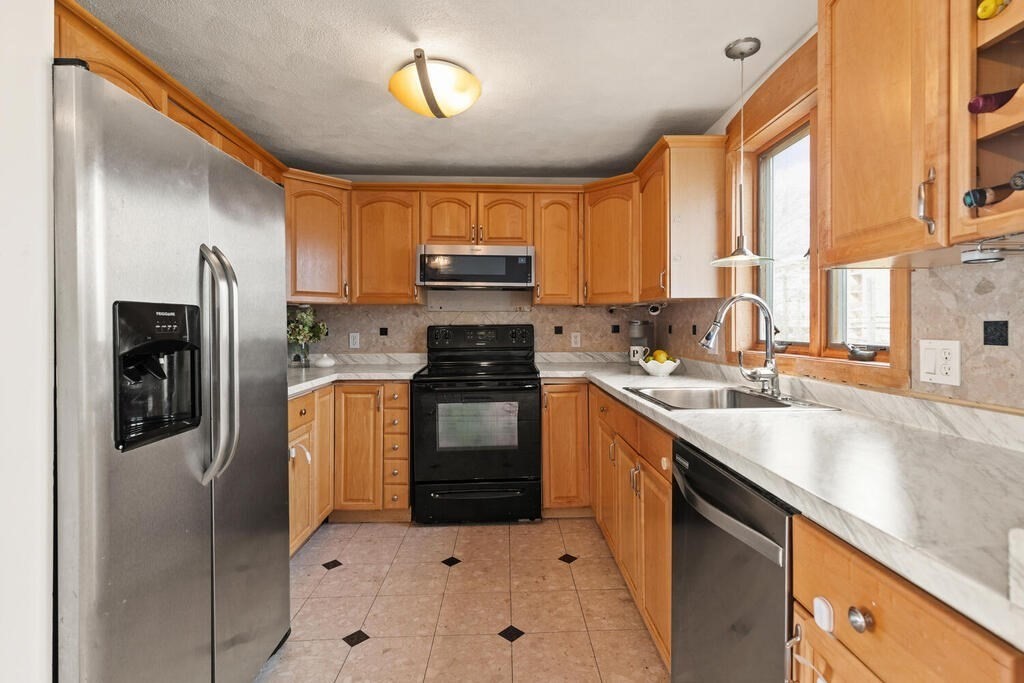 34 Porter Ave Unit: 34