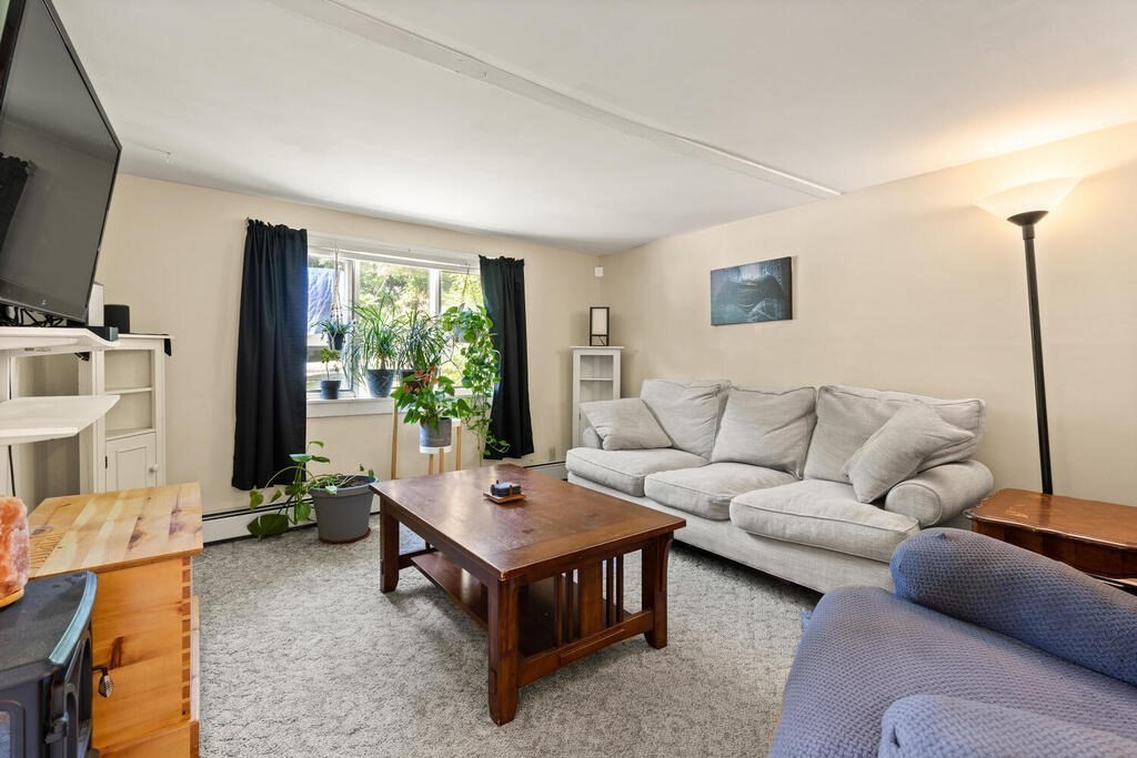 19 Hawthorne Rd
