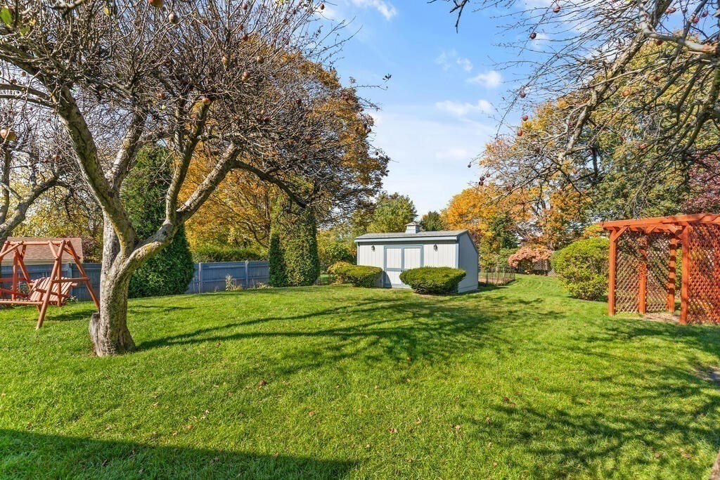 3 Sherwood Ave