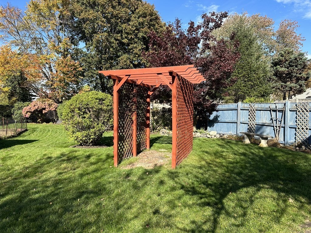 3 Sherwood Ave