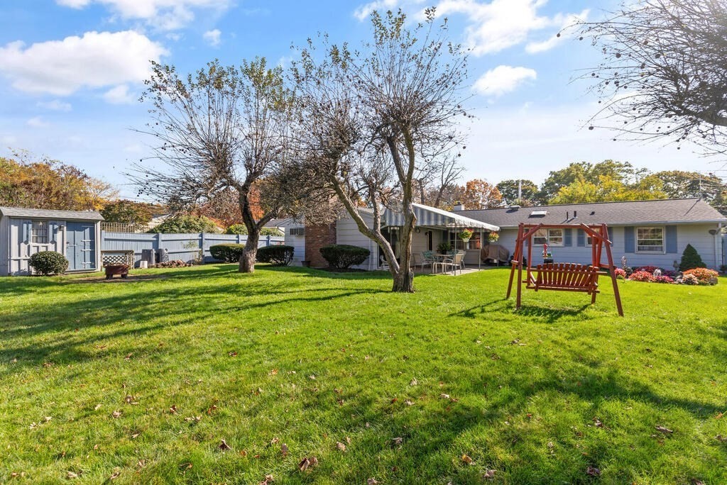 3 Sherwood Ave