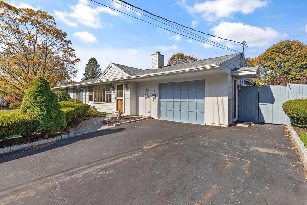 3 Sherwood Ave