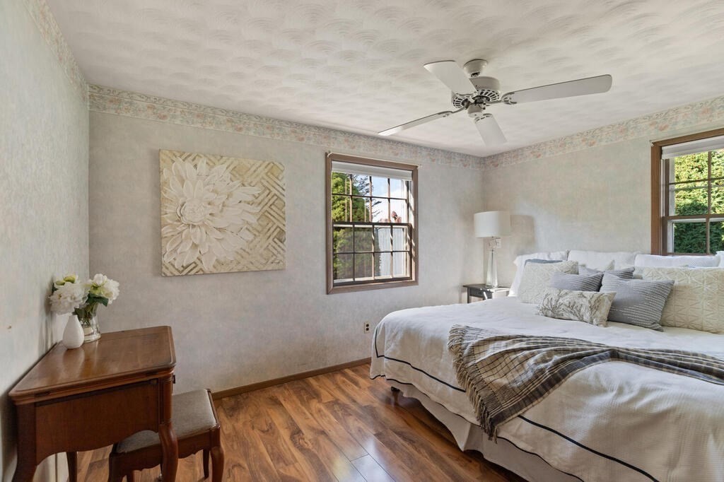 3 Sherwood Ave
