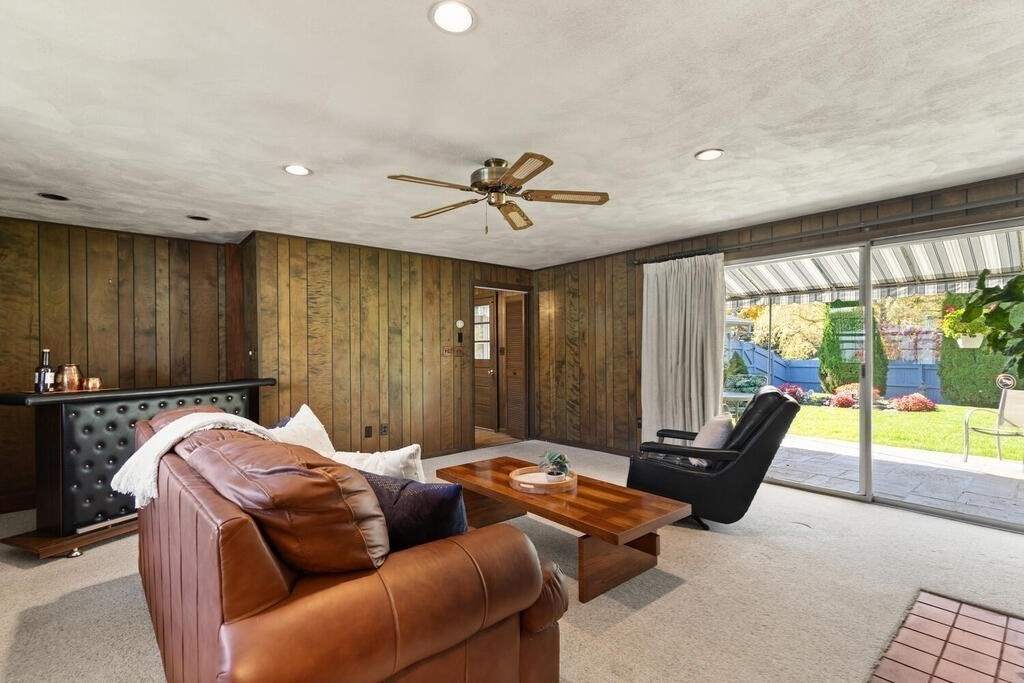 3 Sherwood Ave
