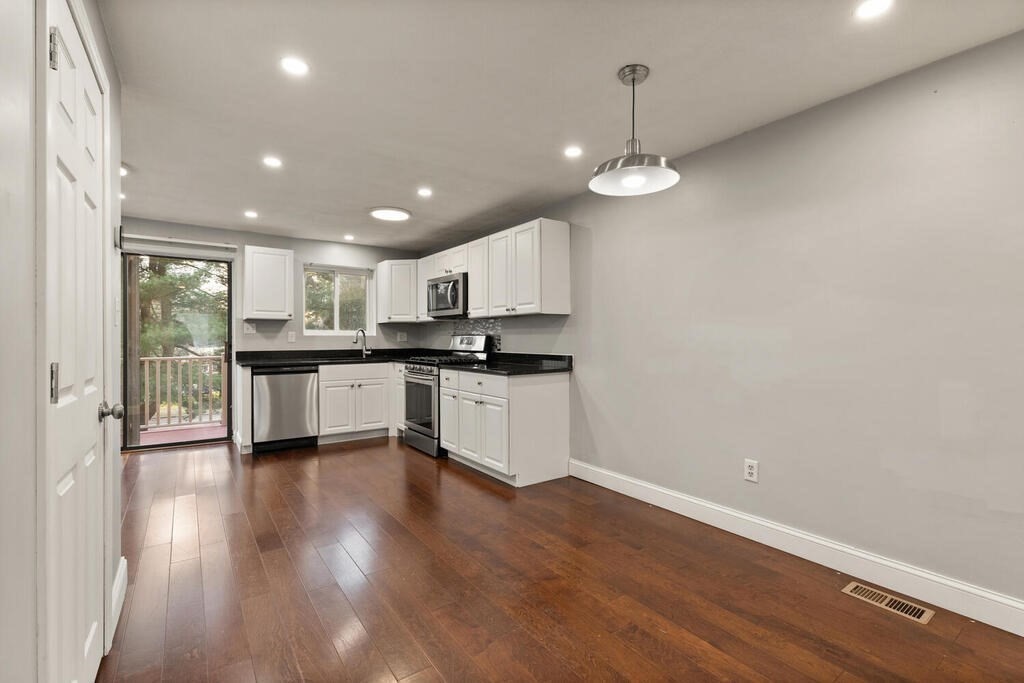 376 Farrwood Dr Unit: 376