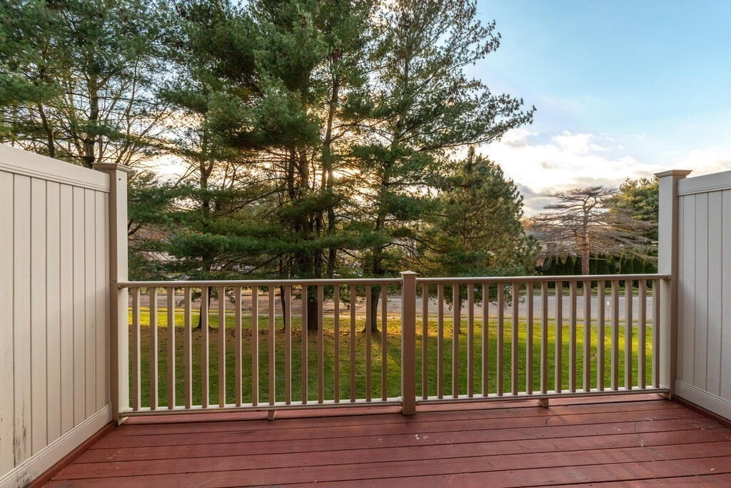 376 Farrwood Dr Unit: 376