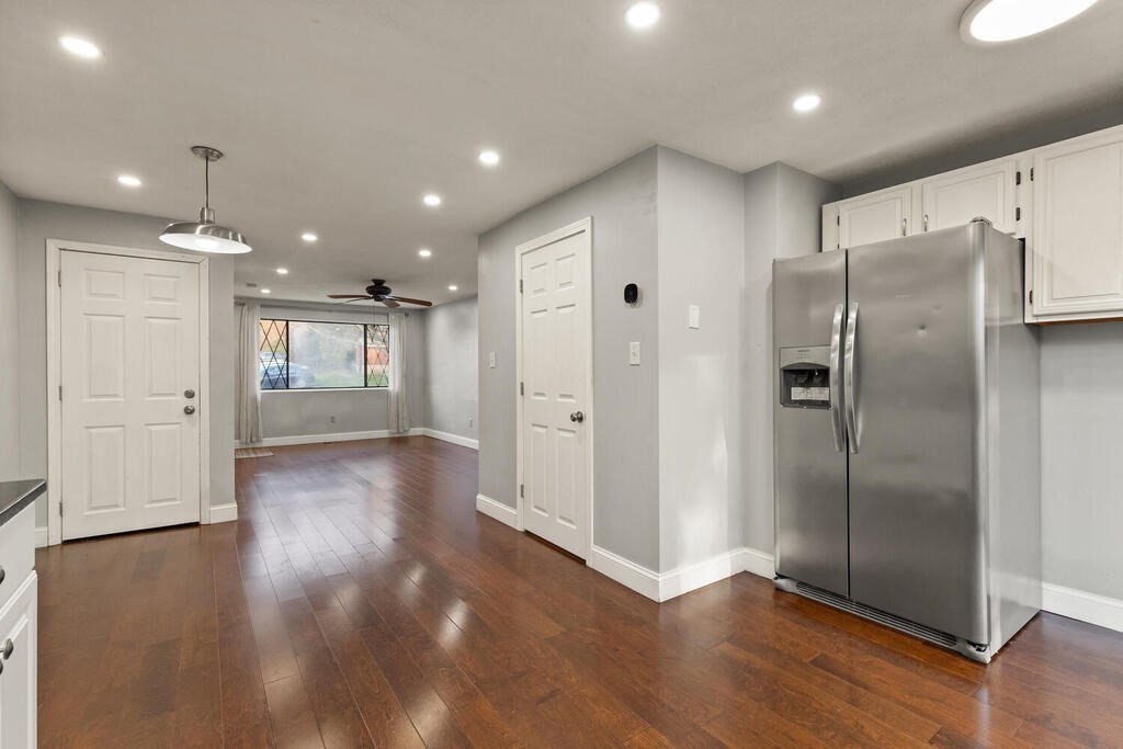 376 Farrwood Dr Unit: 376