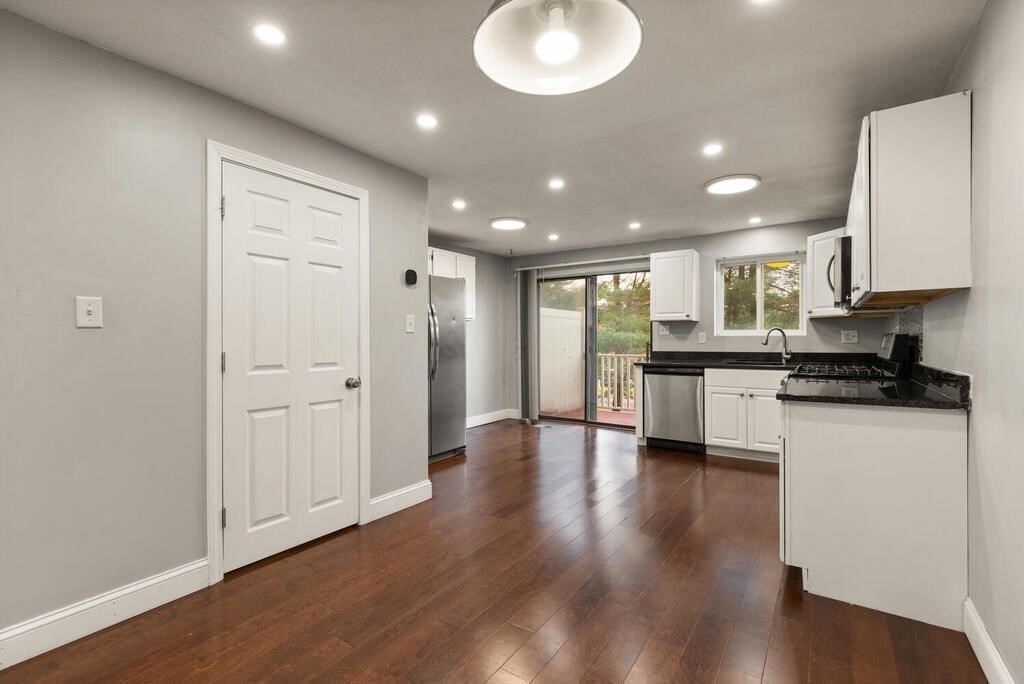 376 Farrwood Dr Unit: 376