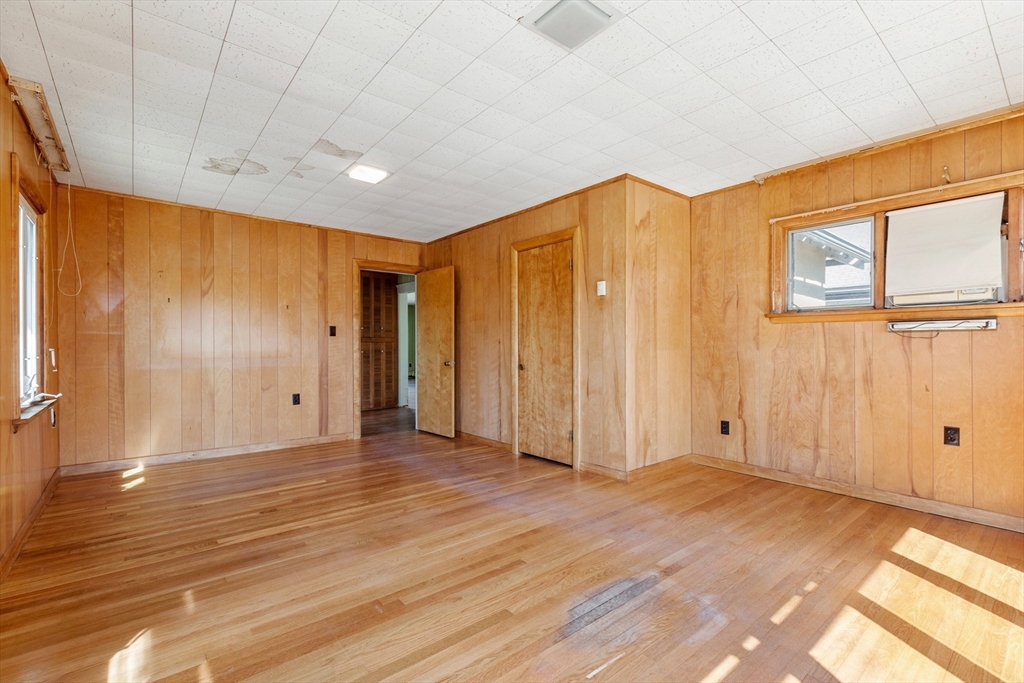 43 Sohier Rd