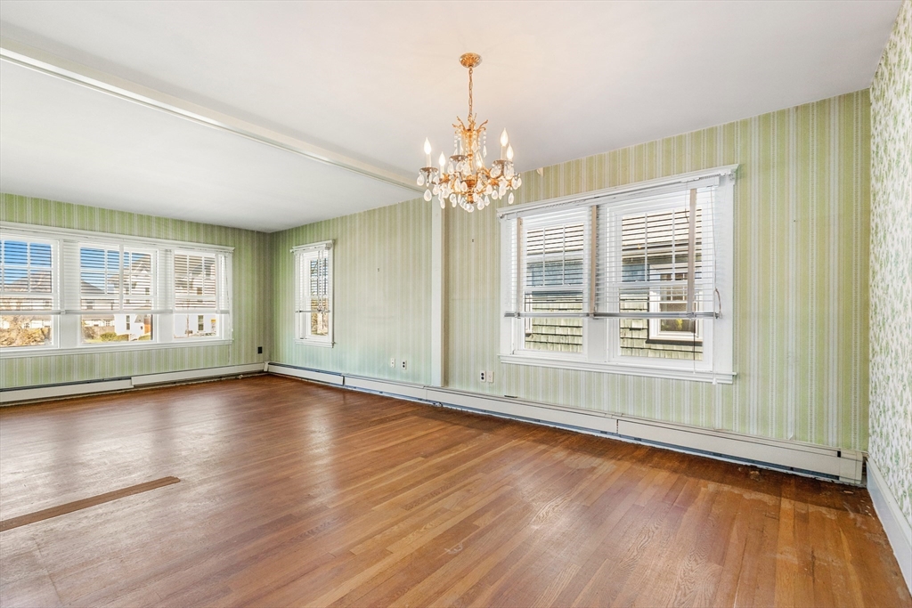 43 Sohier Rd