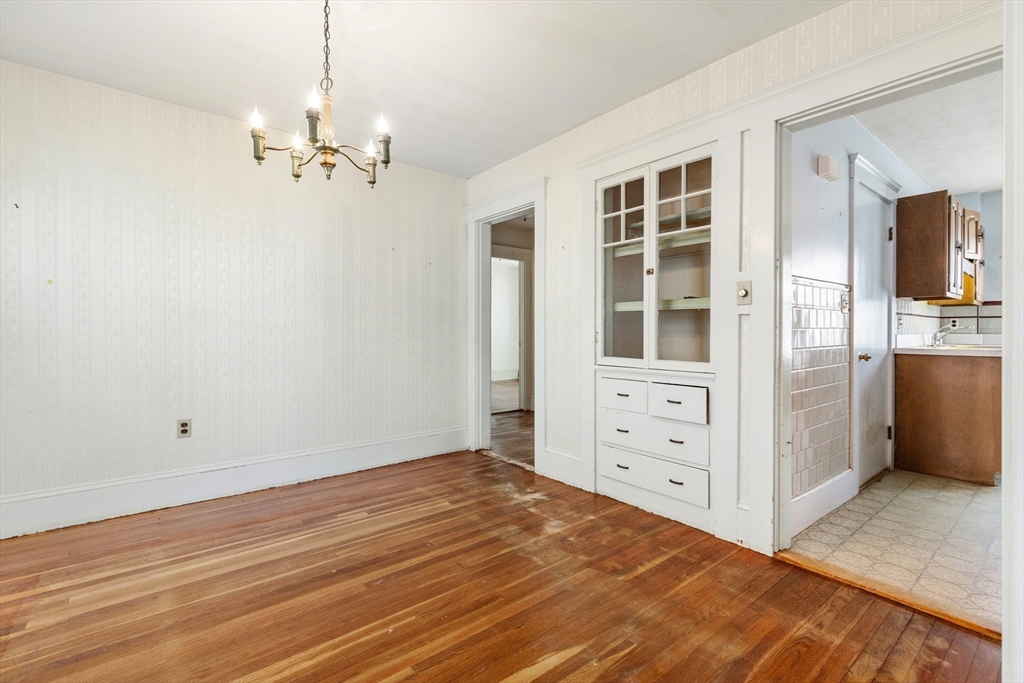 43 Sohier Rd