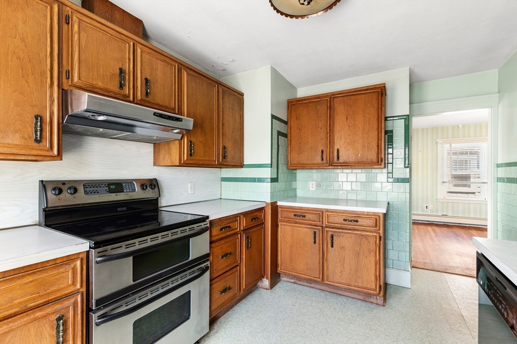 43 Sohier Rd