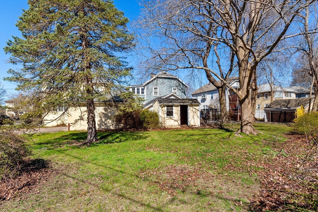 43 Sohier Rd