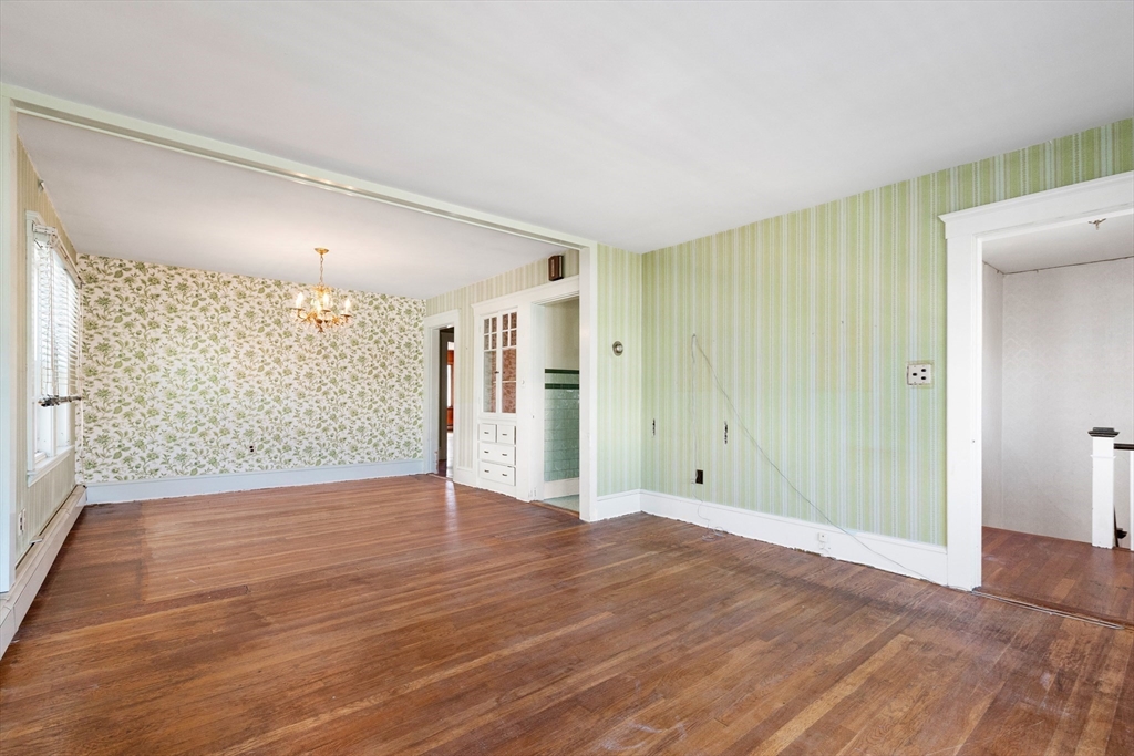 43 Sohier Rd