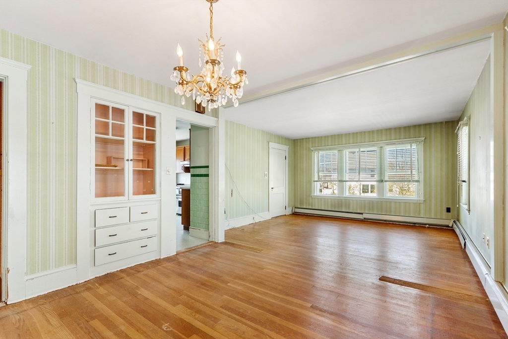 43 Sohier Rd