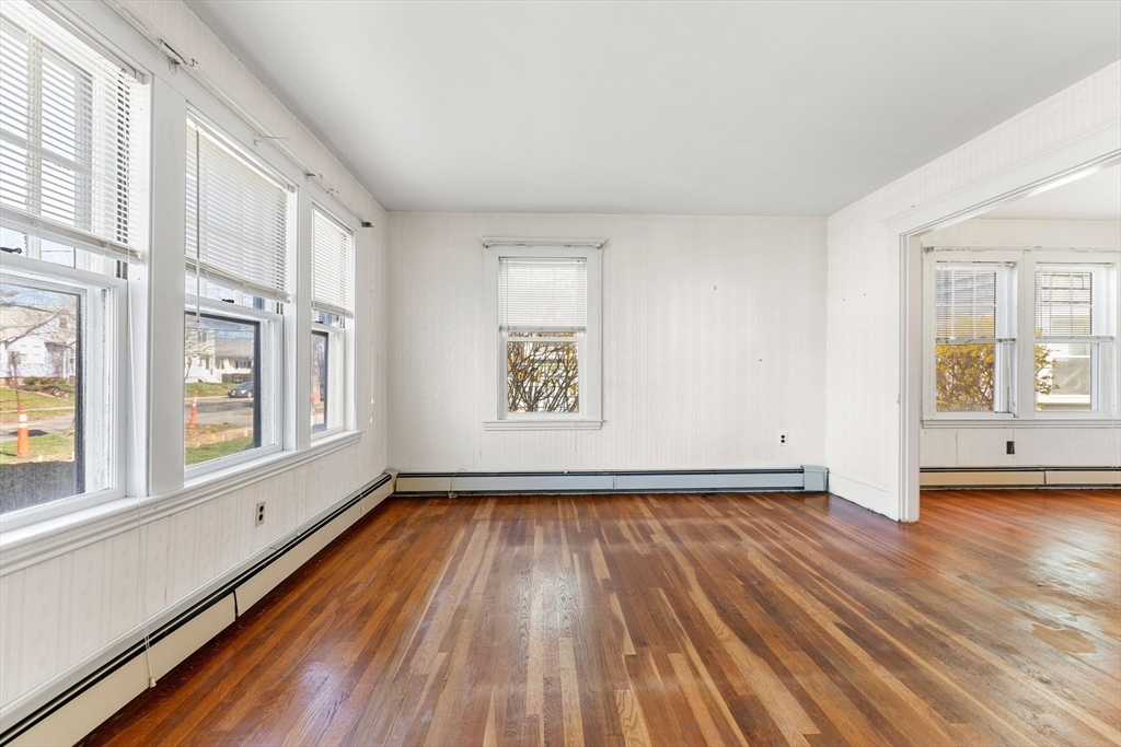 43 Sohier Rd