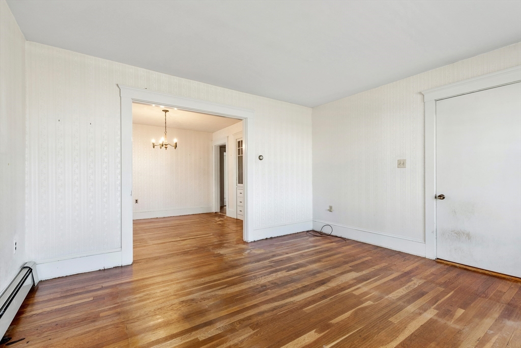 43 Sohier Rd