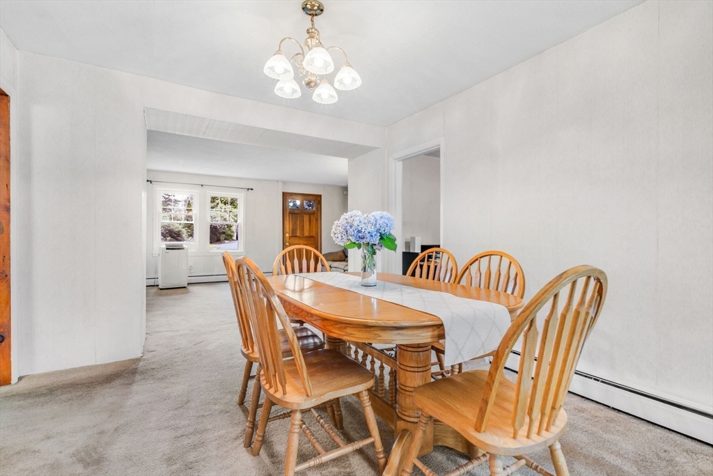 176 Topsfield Rd