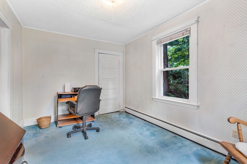 176 Topsfield Rd