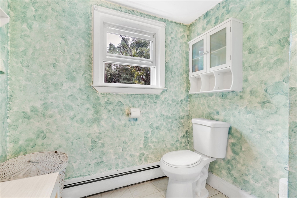176 Topsfield Rd