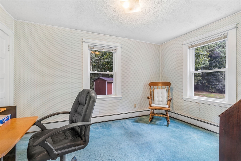 176 Topsfield Rd