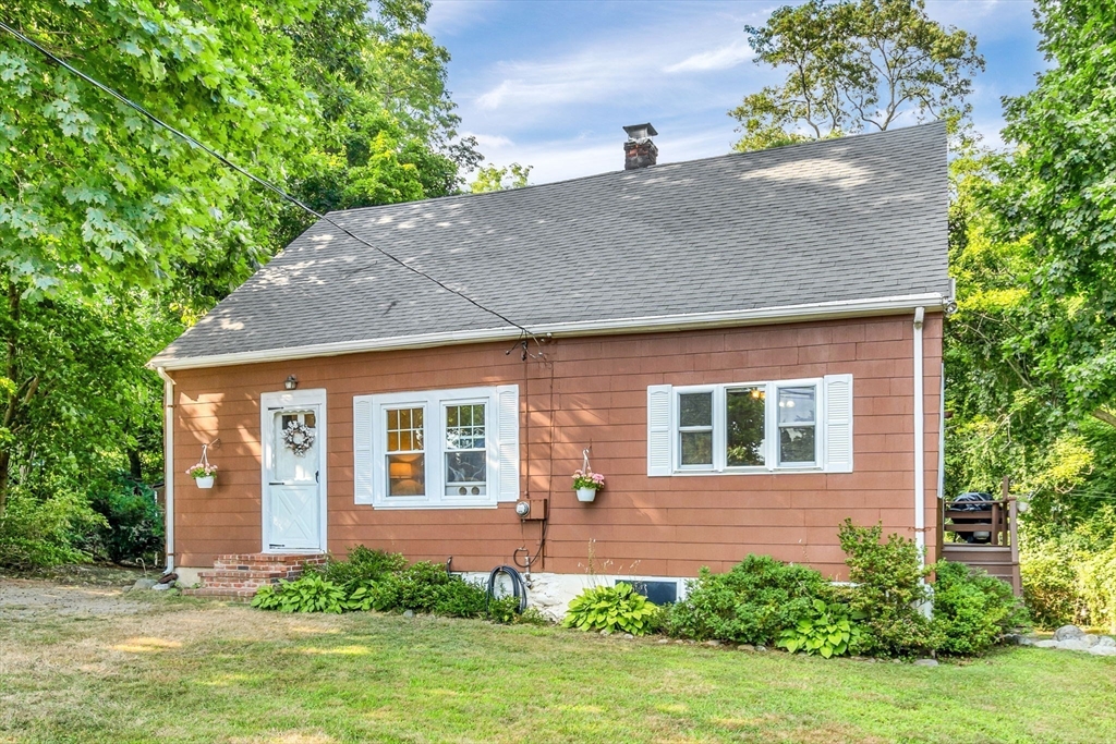 176 Topsfield Rd