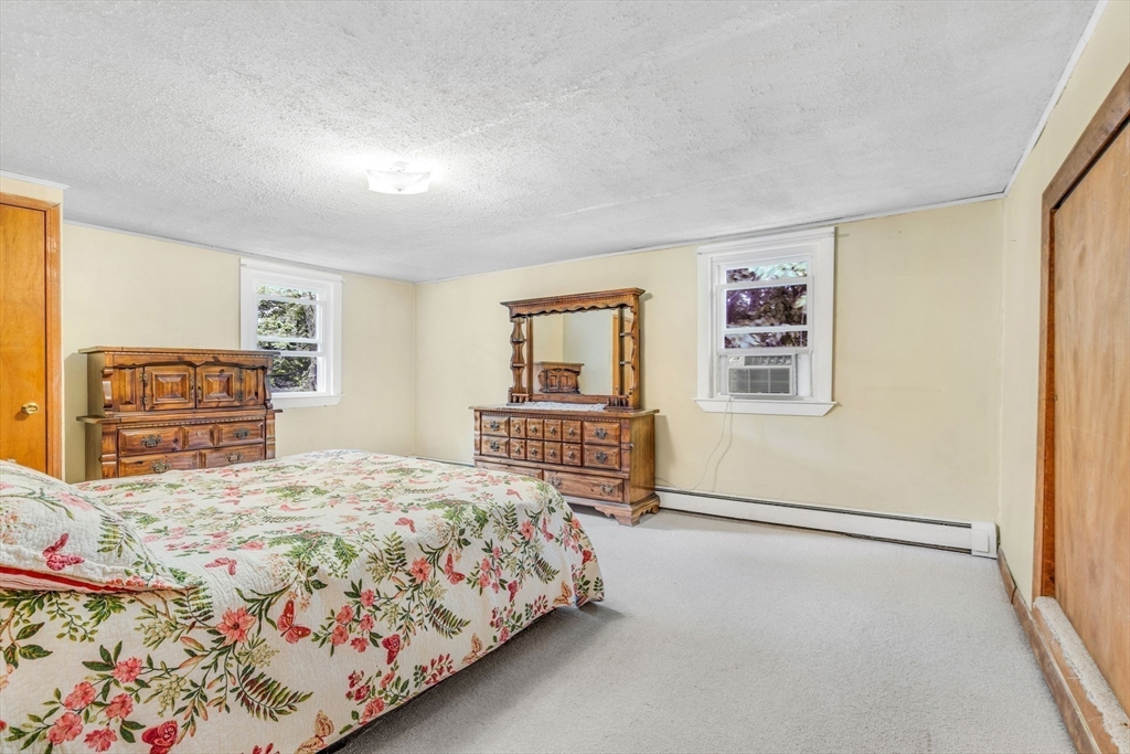 176 Topsfield Rd