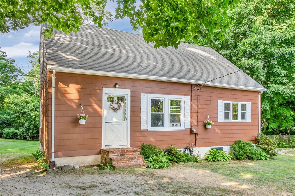 176 Topsfield Rd