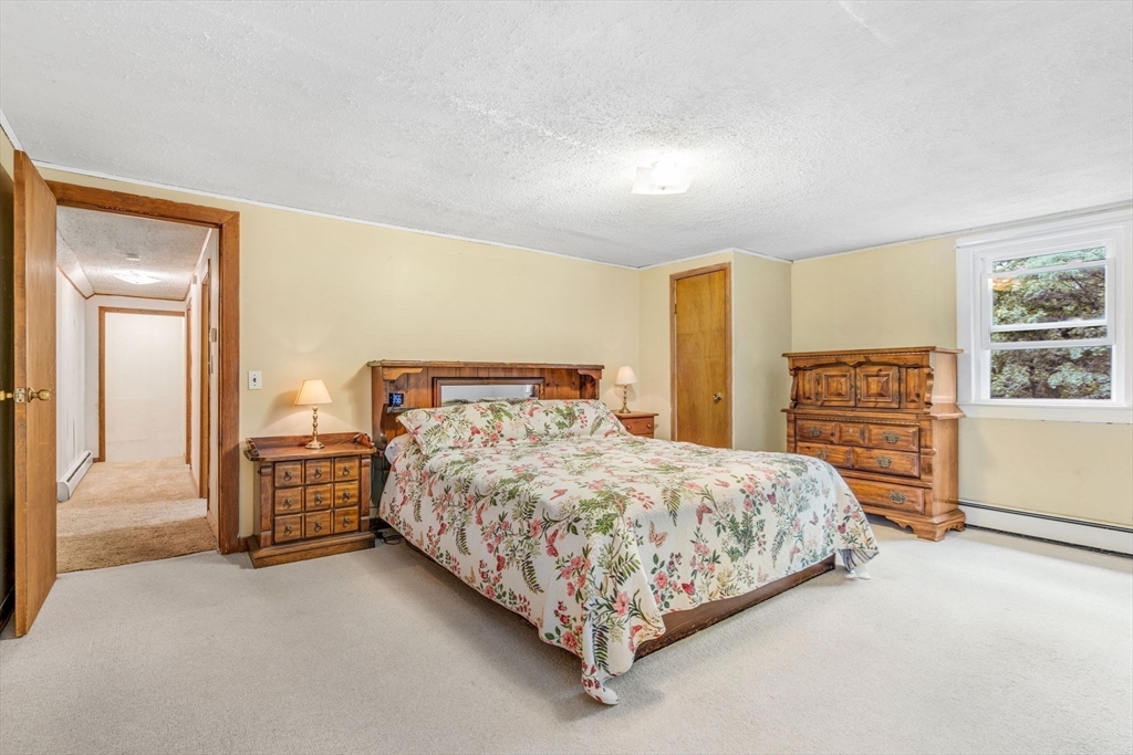 176 Topsfield Rd